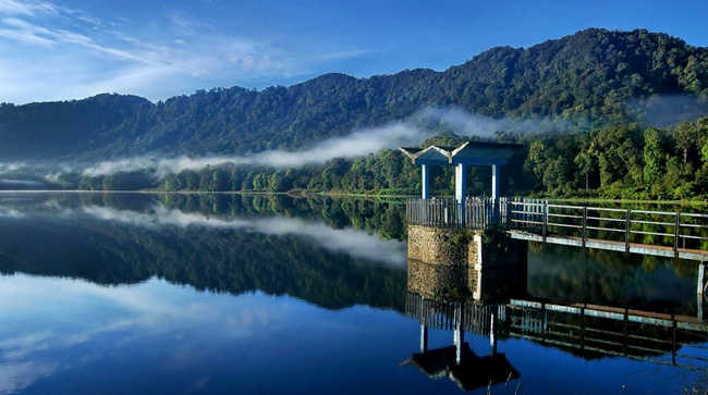 Destinasi Wisata Hidden Gem yang Bisa Dijangkau dengan Sewa Mobil.